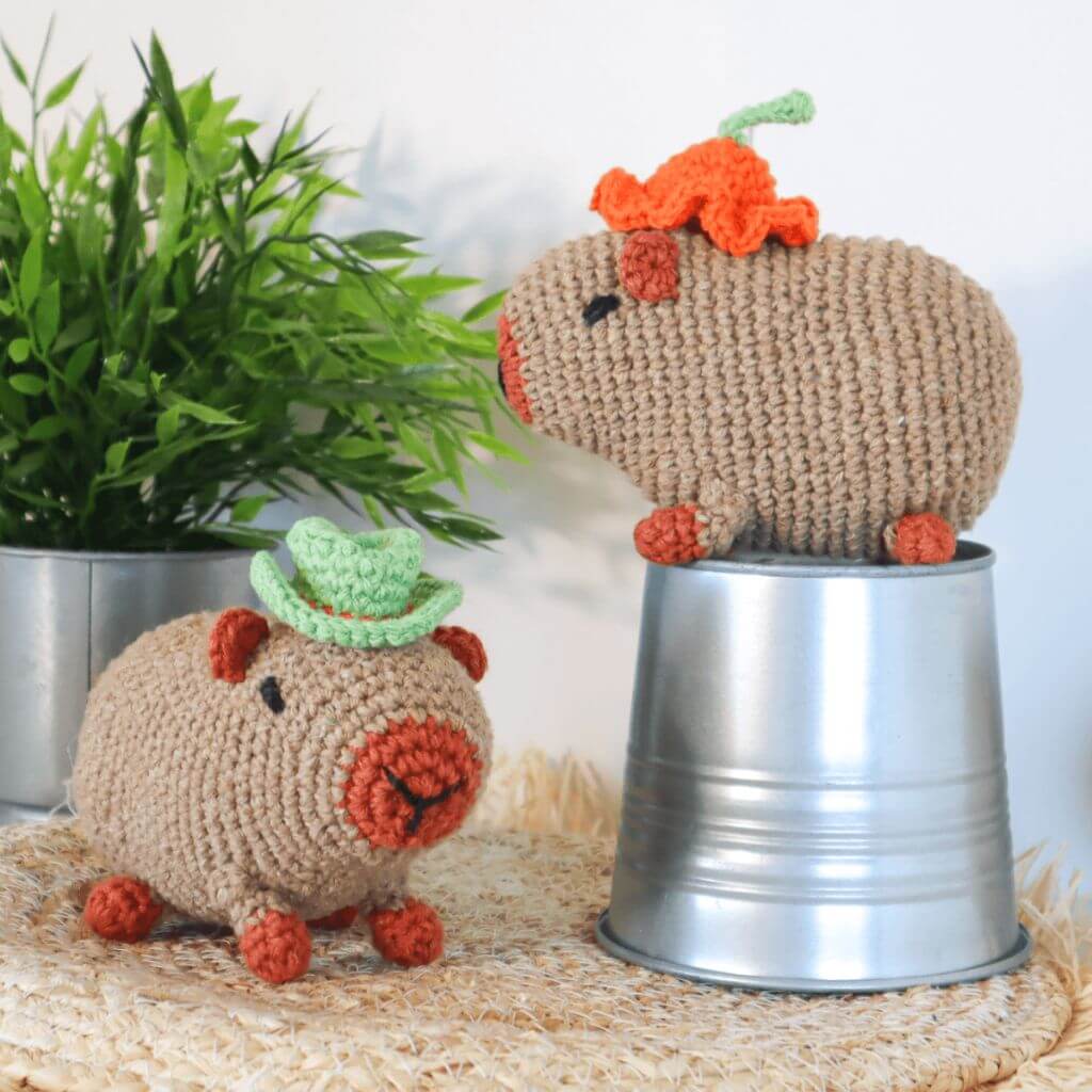 Hoooked Capybaras Carlos &amp; Carlotta Häkelset – Produktansicht, Baumwolle bei Lieblingsgarn