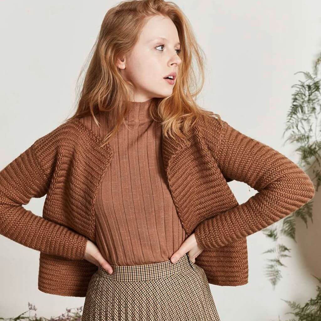 Lang Yarns Pattern Cardigan im Fischgrätmuster Strickanleitung - Lang Yarns (PDF) bei bei bei bei bei bei bei Lieblingsgarn