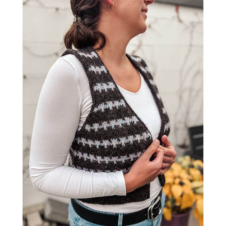 Carolin Balmes Pattern Friedas Mosaic Weste Strickanleitung - Carolin Balmes (PDF) bei bei bei bei bei bei Lieblingsgarn