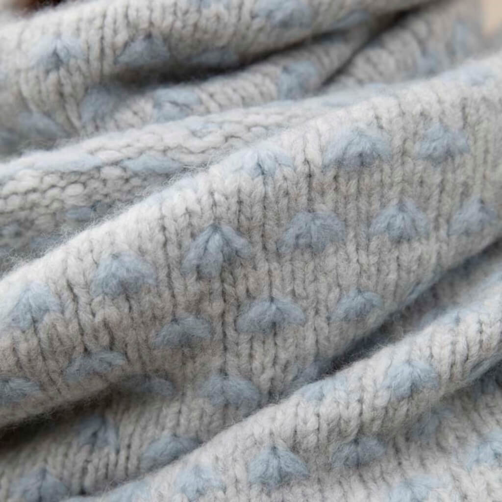 Lang Yarns Pattern Loop-Schal mit Fantasiemuster Strickanleitung - Lang Yarns (PDF) bei bei bei bei bei bei Lieblingsgarn