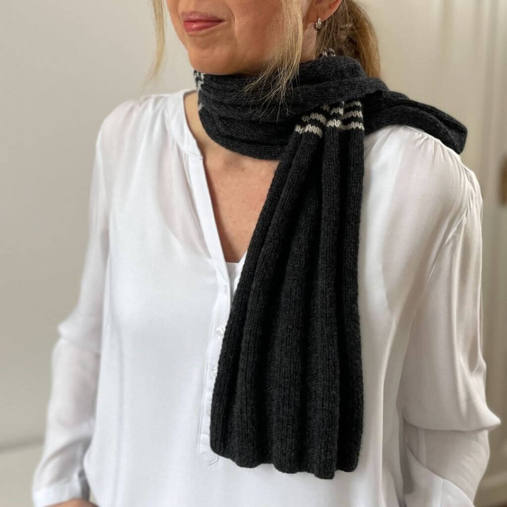 Christina Körber-Reith RiStri Schal Strickanleitung - Christina Körber-Reith (PDF) bei bei bei bei bei bei bei Lieblingsgarn