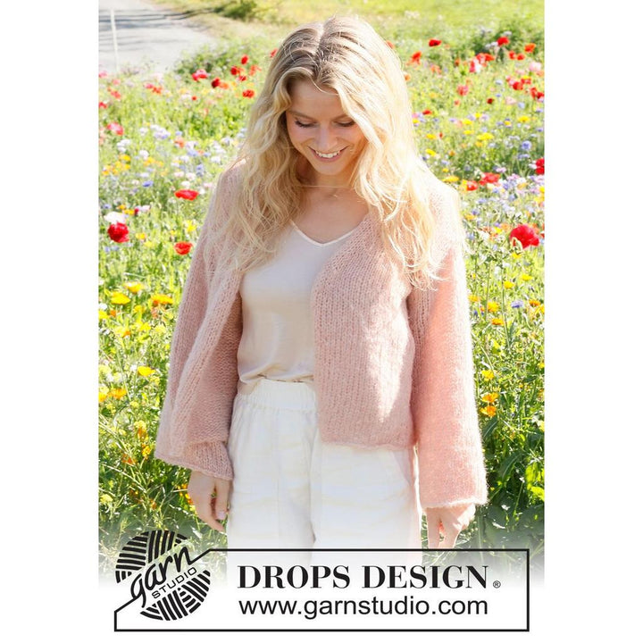 Cherished Moments Strickjacke mit V-Ausschnitt Strickanleitung - Drops Design (PDF) bei bei bei bei bei bei bei Lieblingsgarn