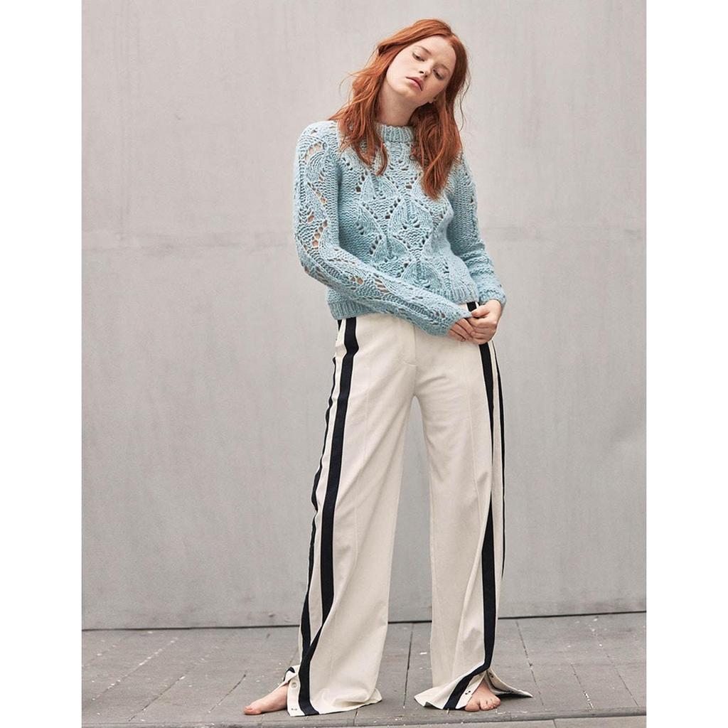Pullover mit Lochmuster Strickanleitung - Sandnes Garn / Liv Stangeland (PDF) bei bei bei bei bei bei bei bei Lieblingsgarn