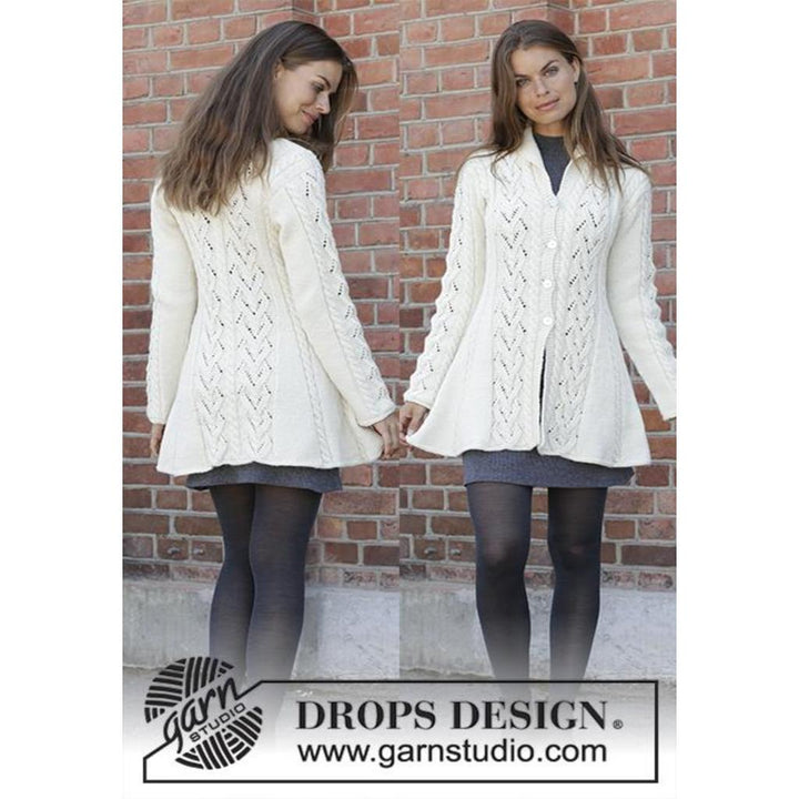 Ice Dancer Taillierte Strickjacke mit Schalkragen Strickanleitung - Drops Design (PDF) bei bei bei bei bei Lieblingsgarn