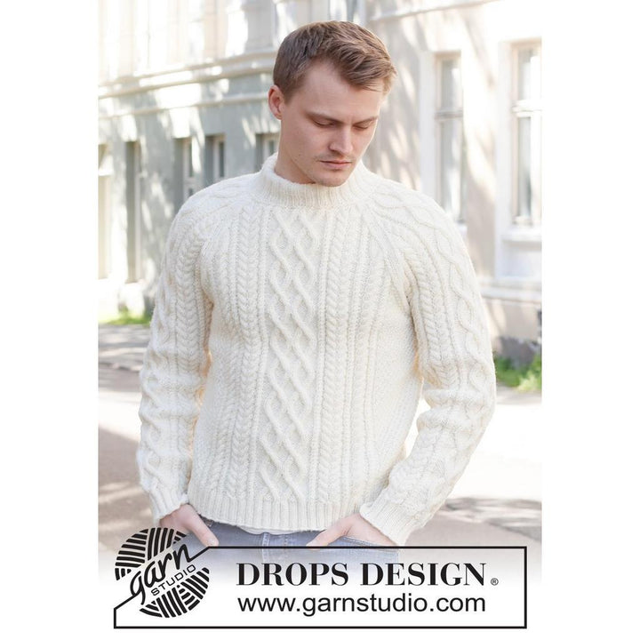 Ice Island Herrenpullover mit Zopfmuster Strickanleitung - Drops Design (PDF) bei bei bei bei bei bei bei bei Lieblingsgarn