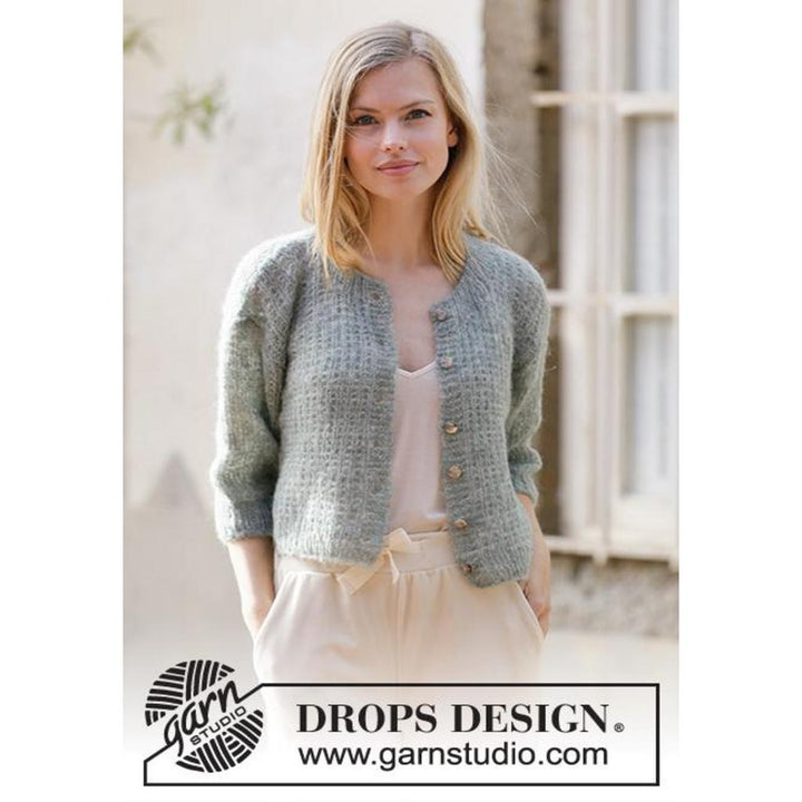 Strickjacke mit kurzen Ärmeln Strickanleitung - Drops Design (PDF) bei bei bei bei bei bei bei bei bei bei bei Lieblingsgarn