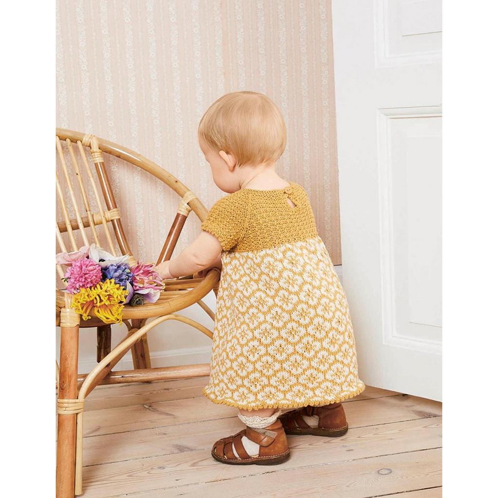 Blumenkleid Strickanleitung - Sandnes Garn / Anita Brathetland (PDF) bei bei bei bei bei bei bei bei bei bei Lieblingsgarn