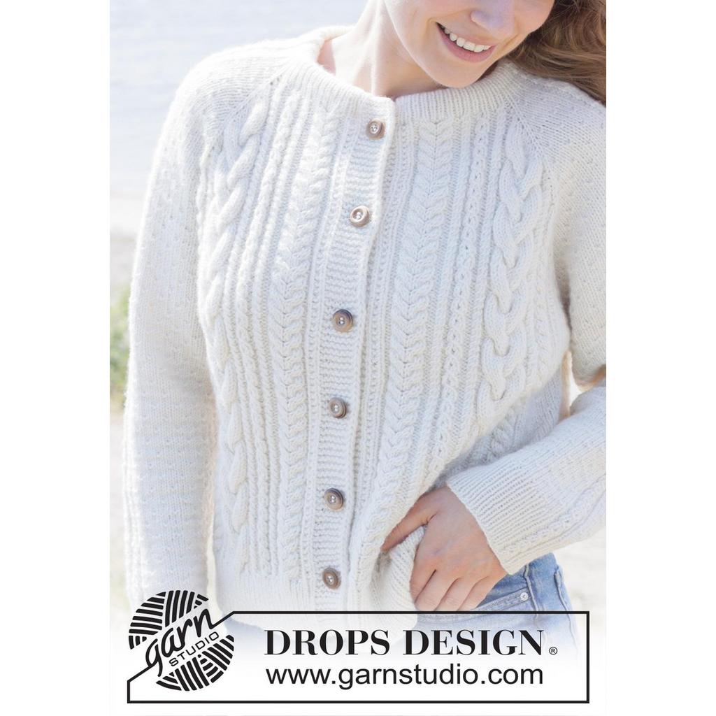 Strickjacke mit Zopfmuster und doppelter Halsblende Strickanleitung - Drops Design (PDF) bei bei bei bei bei Lieblingsgarn