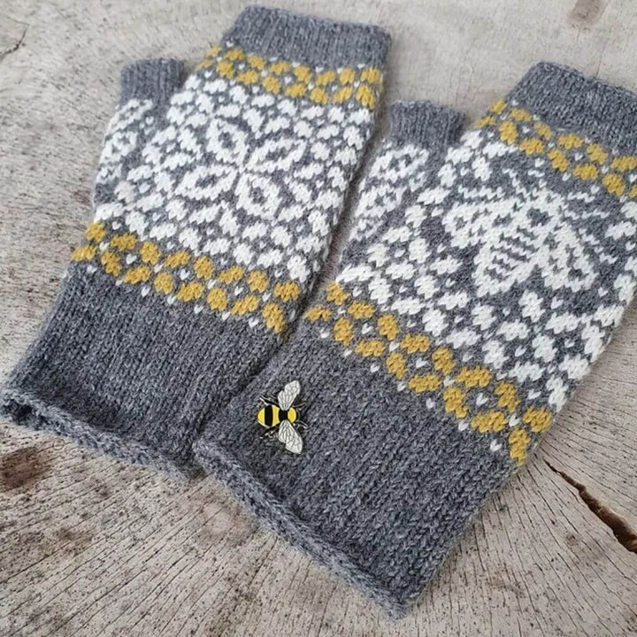Ducathi Handschuhe Bee Creative Mittens Strickanleitung - Ducathi (PDF) bei bei bei bei bei bei bei bei bei bei Lieblingsgarn