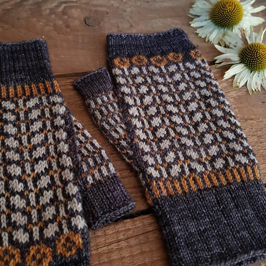 Ducathi Pattern Handschuhe Powerflowermittens Strickanleitung - Ducathi (PDF) bei bei bei bei bei bei bei bei Lieblingsgarn