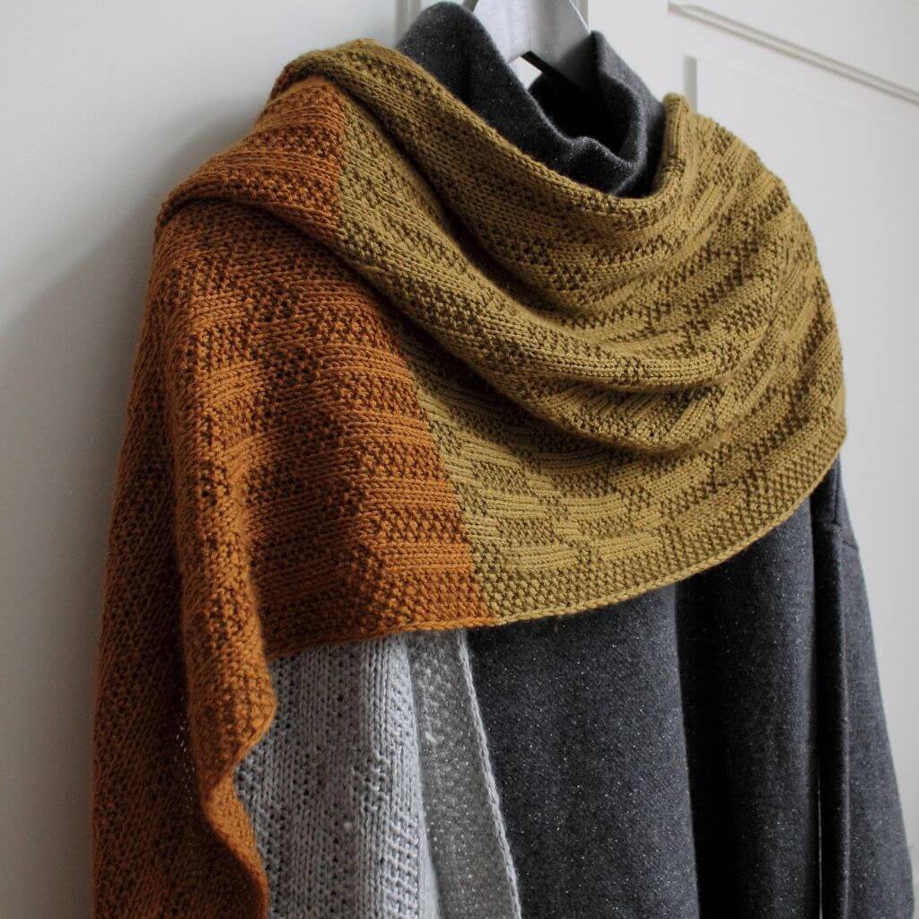 Eviknitwear Pattern Schal Listopad Shawl Strickanleitug - Eviknitwear (PDF) bei bei bei bei bei bei bei bei Lieblingsgarn
