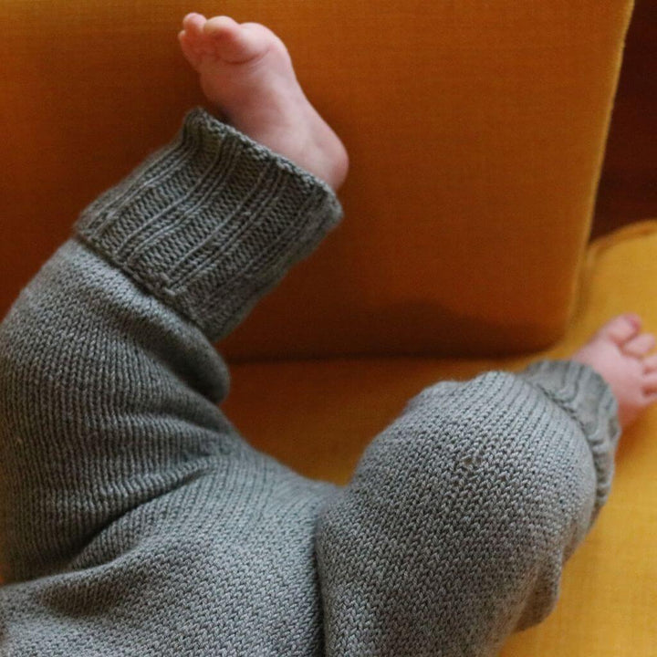 Frau Riedel strickt Levis Strampler Strickanleitung - Frau Riedel strickt (PDF) bei bei bei bei bei bei bei Lieblingsgarn