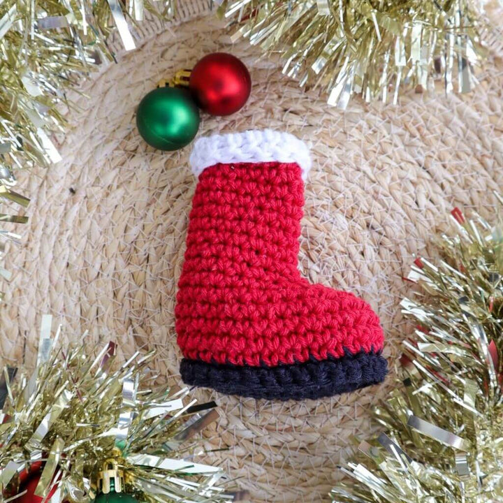 Hoooked Hoooked DIY Häkelset Weihnachtsschmuck Lieblingsgarn