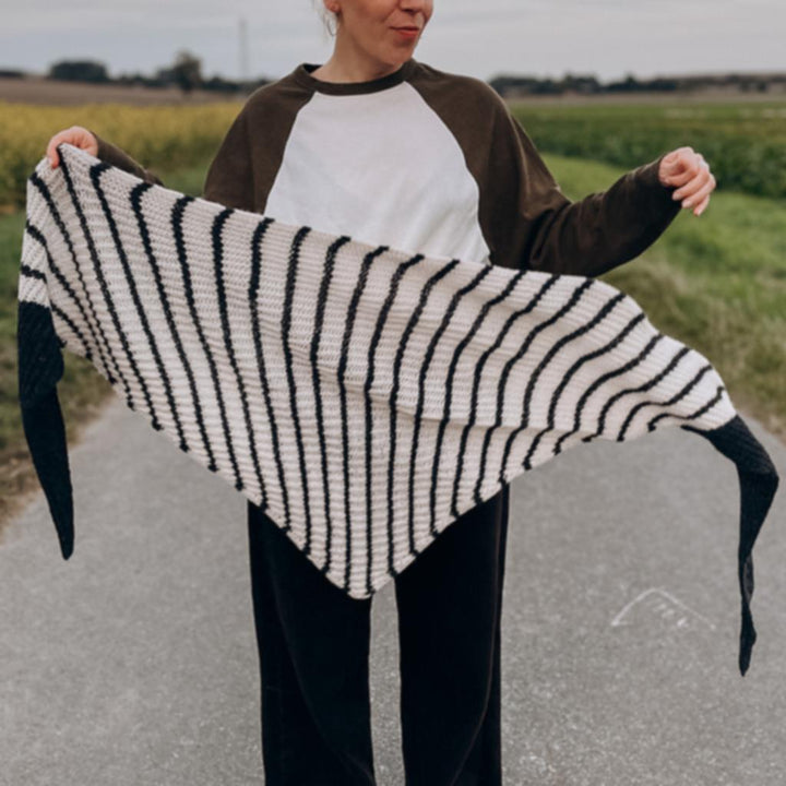 Katharina Lehmann Tuch Contrast Love Strickanleitung – Bild 3 von 4 bei bei bei bei bei bei bei bei bei bei bei Lieblingsgarn