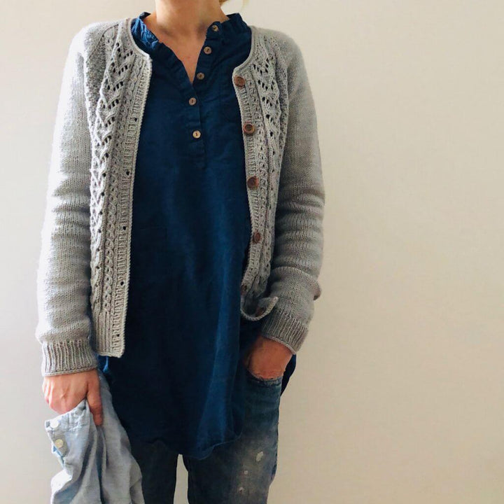 Isabell Kraemer Pattern Raglan-Cardigan Mariechen Strickanleitung - Isabell Kraemer (PDF) bei bei bei bei bei Lieblingsgarn