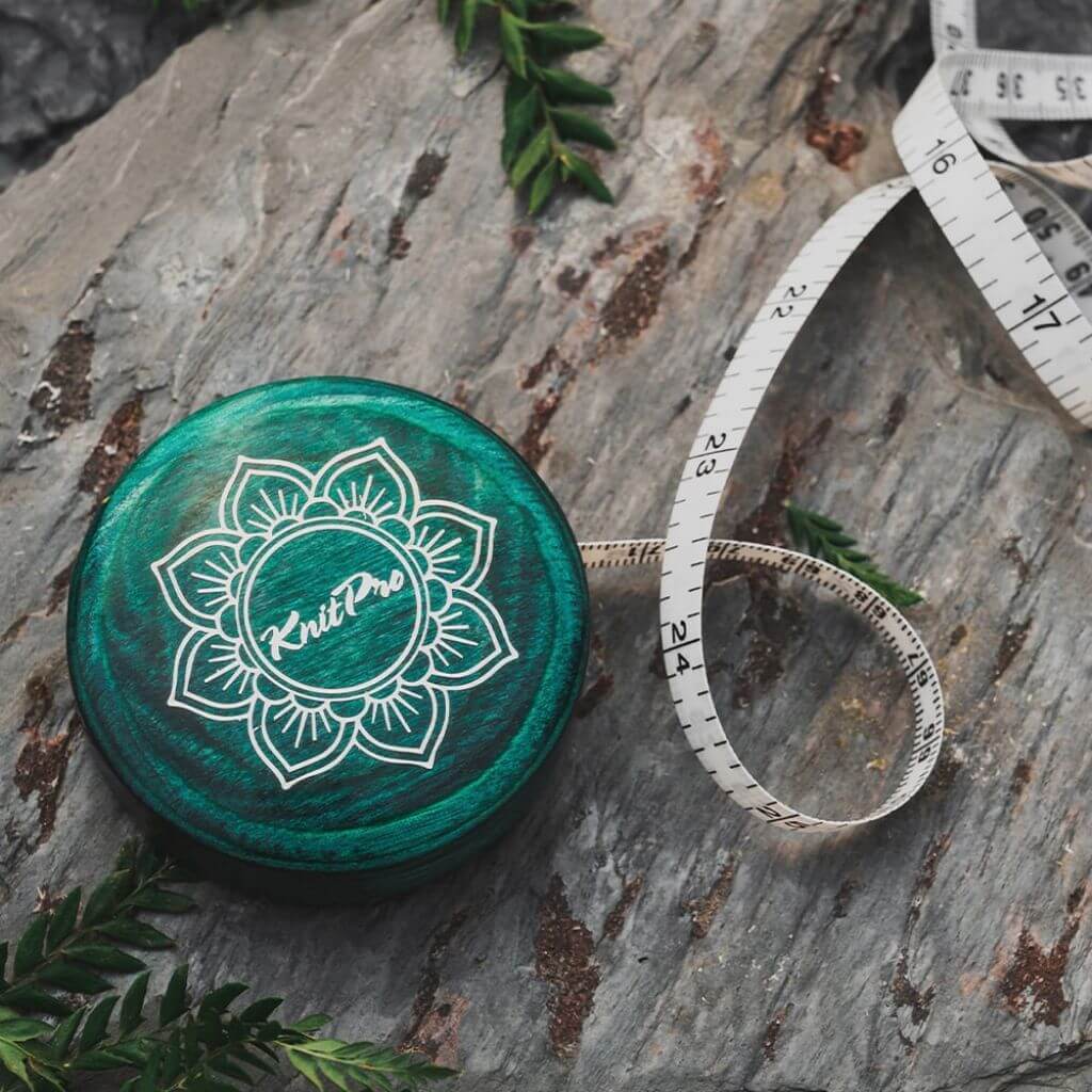 KnitPro Mindful Rollmaßband bei bei bei bei bei bei bei bei bei bei bei bei bei bei Lieblingsgarn