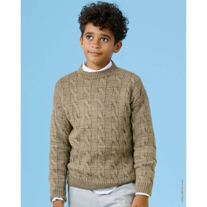 Lana Grossa Kinderpullover mit Zopfmuster Strickanleitung – Produktansicht bei bei bei bei bei bei bei bei bei Lieblingsgarn