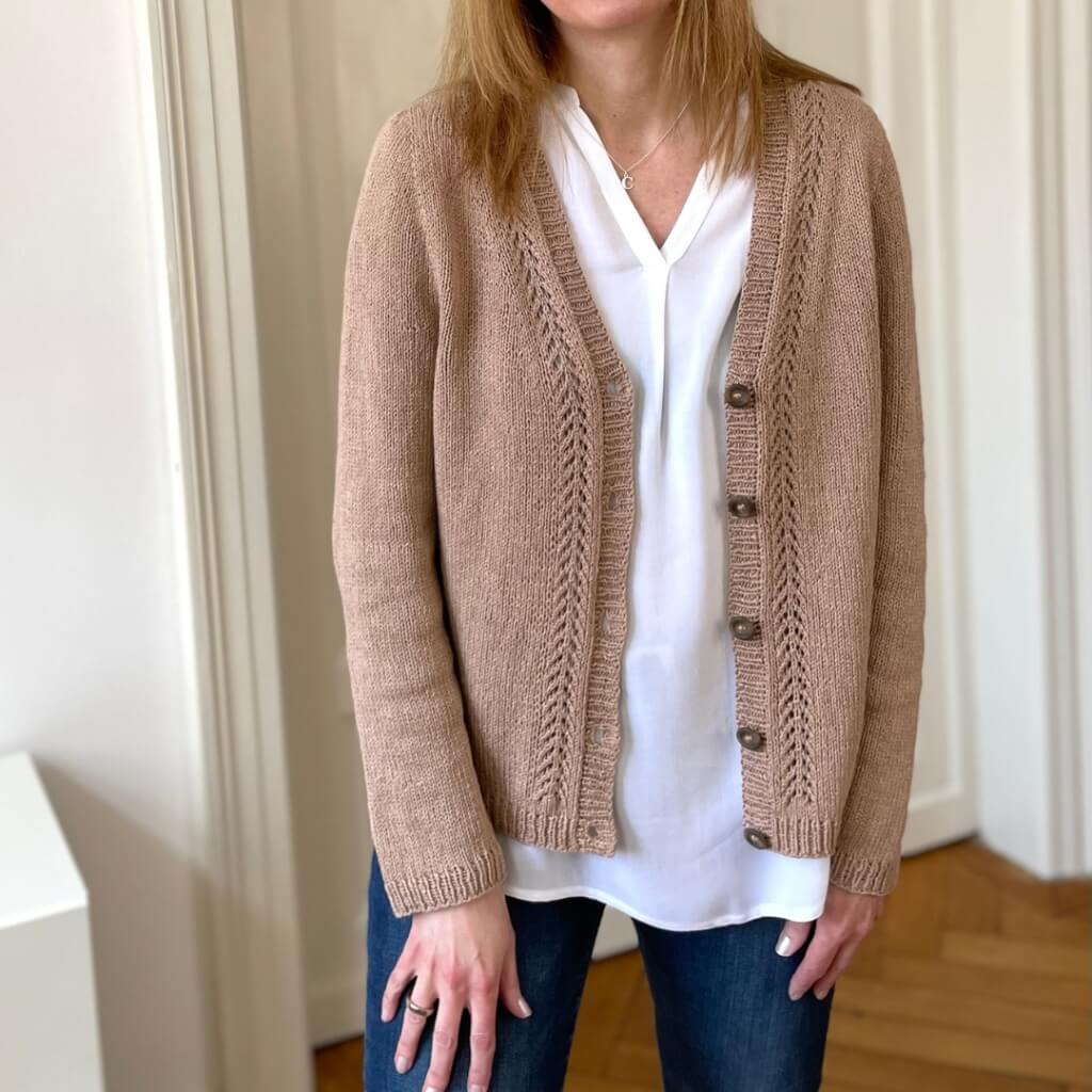 Strickauszeit Mella Cardigan Strickanleitung - Strickauszeit (PDF) Lieblingsgarn