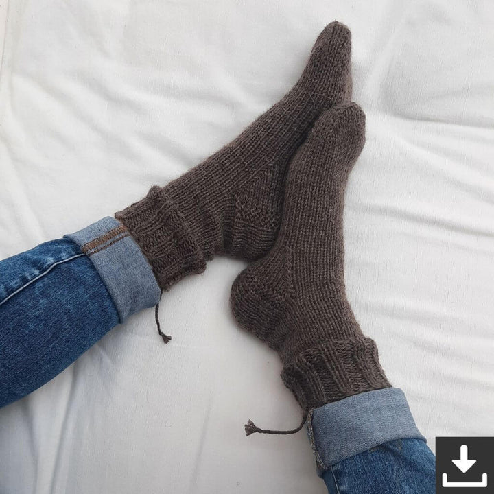 Nadelmelodie Socken Leni Basic Socks Strickanleitung - Nadelmelodie (PDF) bei bei bei bei bei bei bei bei bei Lieblingsgarn