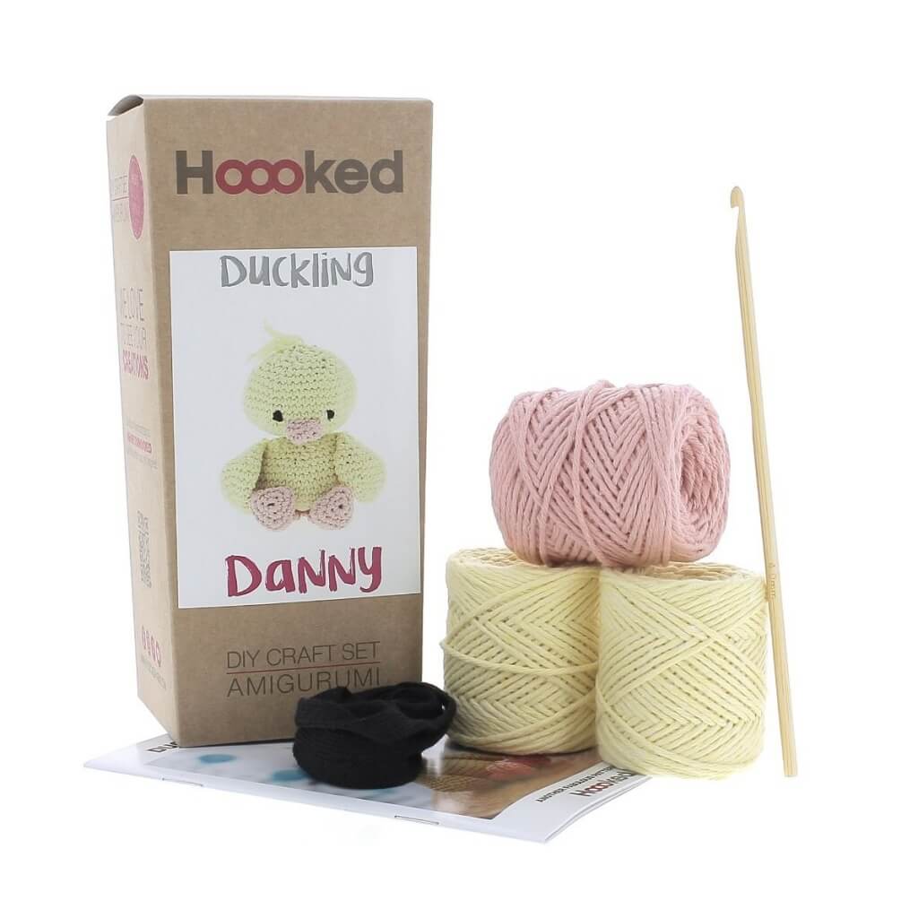 Hoooked Amigurumi Duckling Danny Häkelset - Hoooked Lieblingsgarn