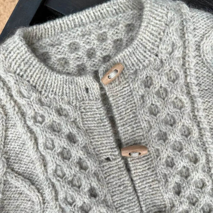 PetiteKnit Cardigan Dagmar Jacket Strickanleitung - PetiteKnit (Heft) bei bei bei bei bei bei bei bei bei bei Lieblingsgarn