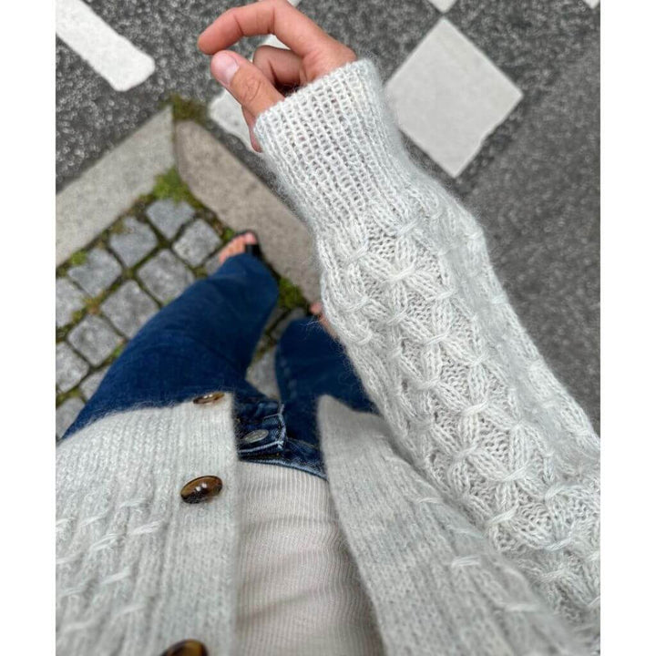 PetiteKnit PetiteKnit Jenny Jacket V-neck Lieblingsgarn