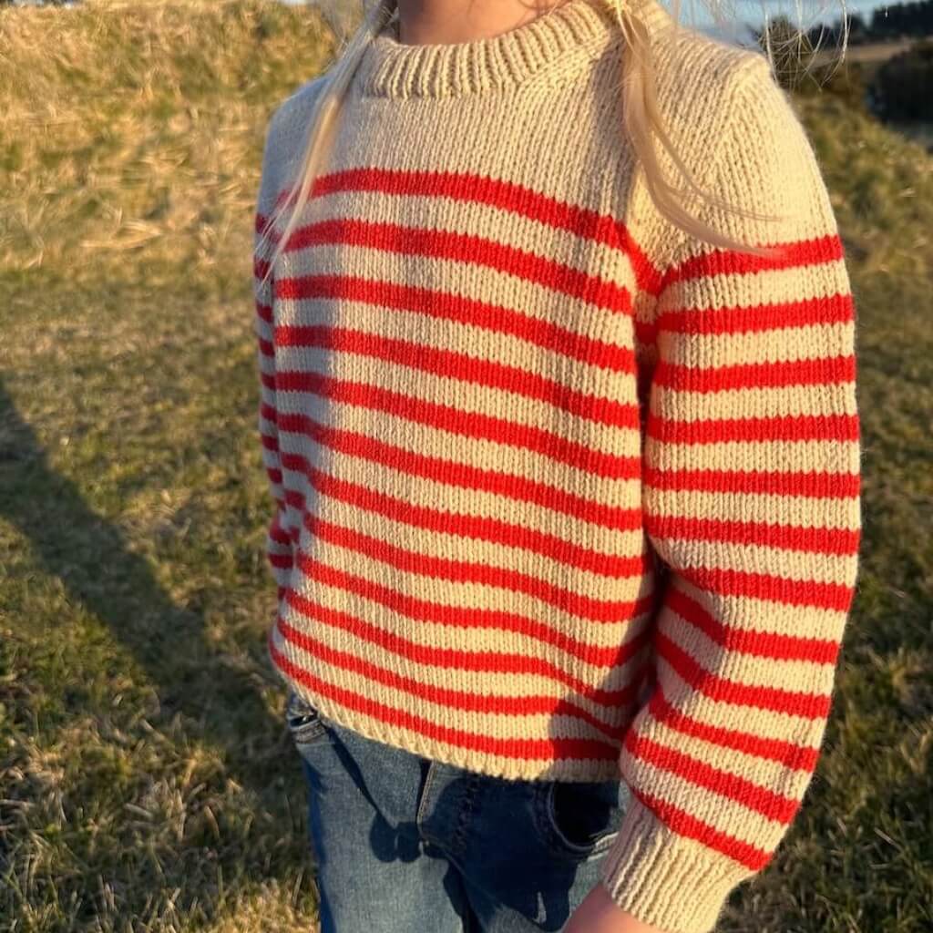 PetiteKnit Pattern Pullover Lyon Sweater Junior Strickanleitung - PetiteKnit (Heft) bei bei bei bei bei bei Lieblingsgarn