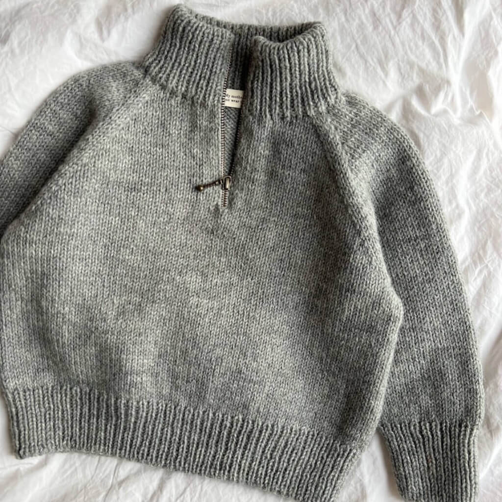 PetiteKnit Pattern Kinder Pullover Zipper Sweater Light Strickanleitung - PetiteKnit (Heft) bei bei bei bei bei Lieblingsgarn
