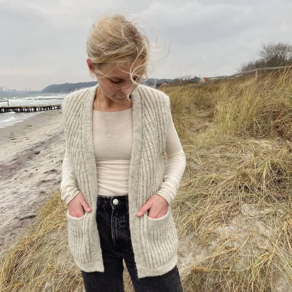 PetiteKnit Pattern Weste November Strickanleitung - PetiteKnit (Heft) bei bei bei bei bei bei bei bei bei bei Lieblingsgarn