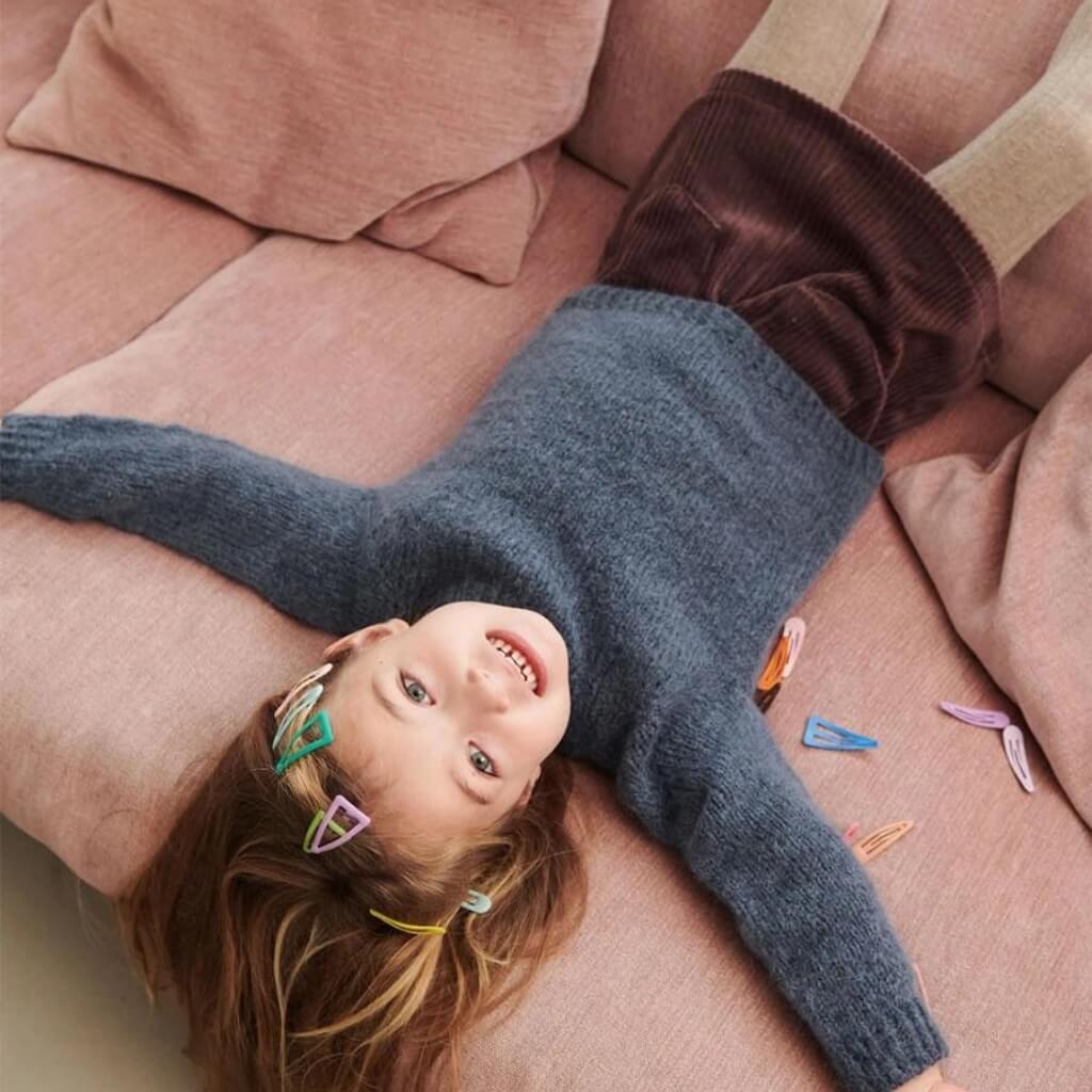 Sandnes Garn Pattern Pullover Debutant Sweater Junior - Sandnes Garn (Heft) bei bei bei bei bei bei bei bei Lieblingsgarn
