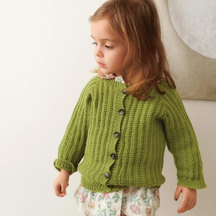 Sandnes Garn Ellis Cardigan Baby Strickanleitung - Sandnes Garn (Heft) bei bei Lieblingsgarn