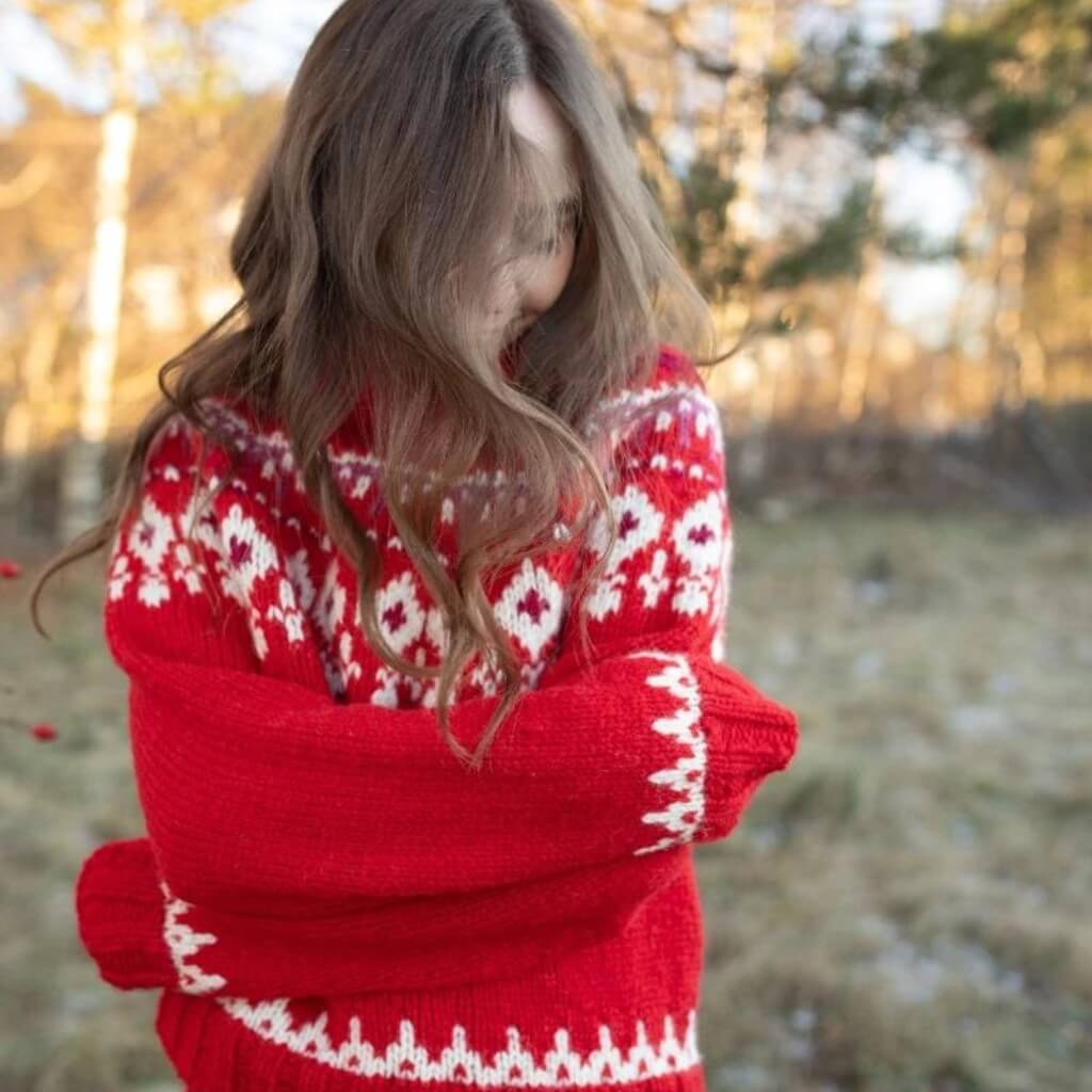 Sandnes Garn Pattern Weihnachtlicher Damen Pullover Strickanleitung - Sandnes Garn (PDF) bei bei bei bei bei Lieblingsgarn