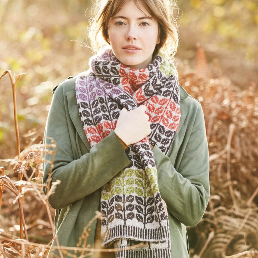 Rowan Felted Tweed Scree Schal - Rowan Magazin 74 Lieblingsgarn