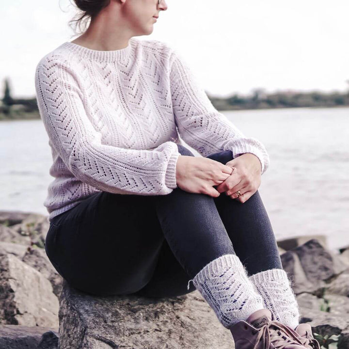 Carolin Balmes Serenas Lacesweater Strickanleitung - Carolin Balmes (PDF) bei bei bei bei bei bei bei bei bei Lieblingsgarn