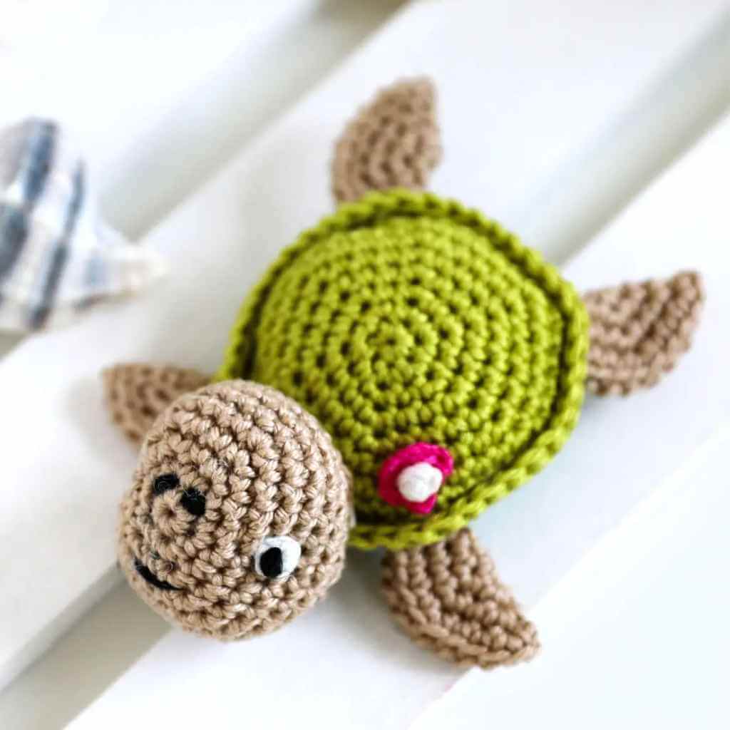 Schildkröte Tilda Amigurumi Häkelanleitung – Gründl (PDF)