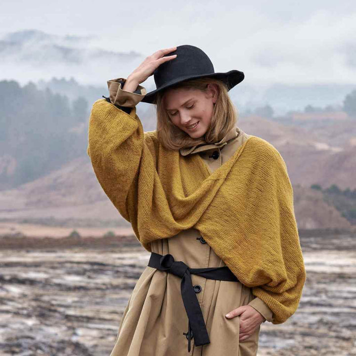 Katia Kurzer gekreuzter Pullover Atenea Strickanleitung – Bild 3 von 3 bei Lieblingsgarn