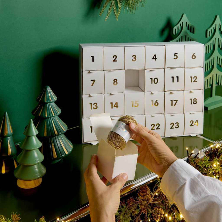 Rico Design Ricorumi Adventskalender „Advent Advent” – Bild 3 von 5 bei bei bei bei bei bei bei bei bei Lieblingsgarn