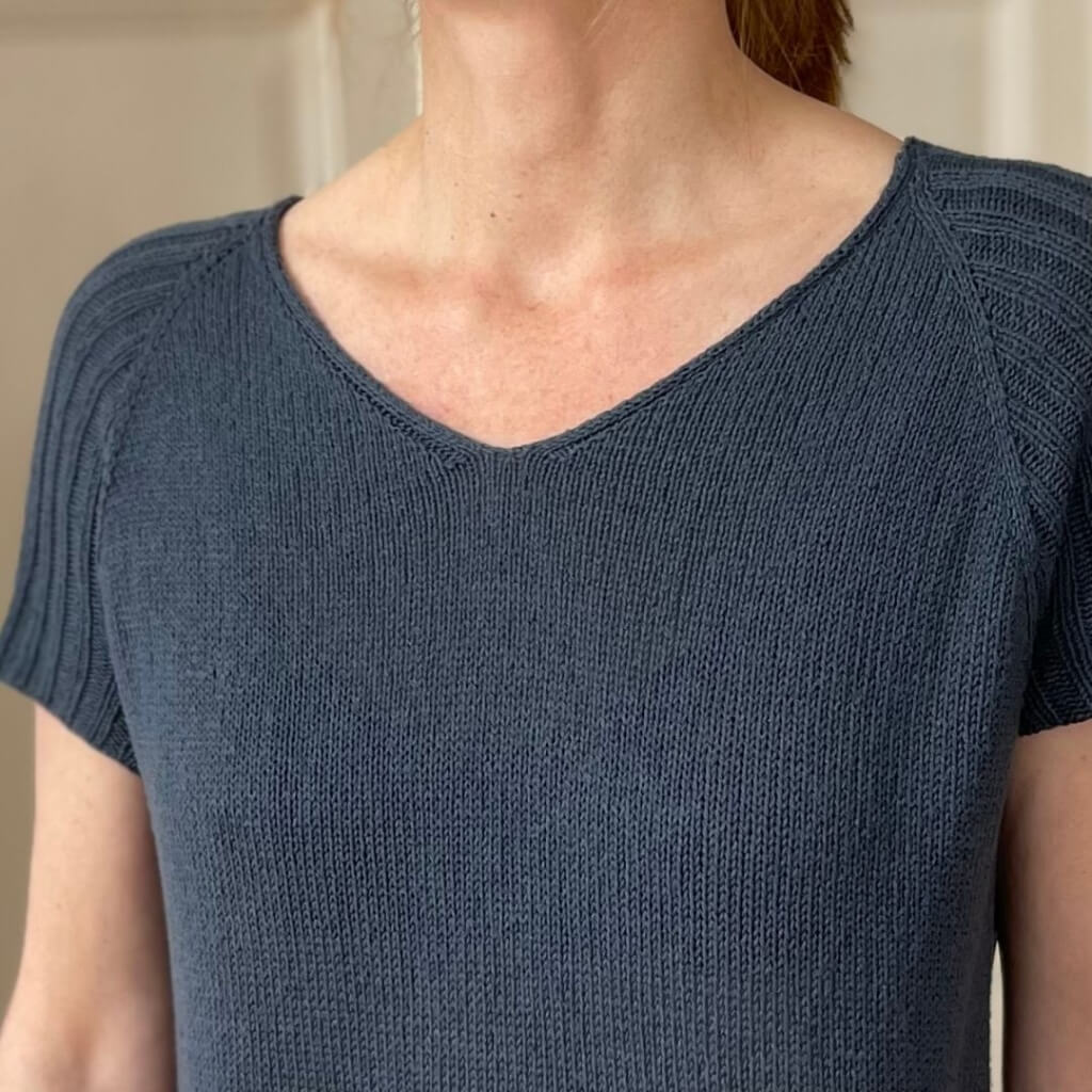 Christina Körber-Reith Shirt Silka Tee Strickanleitung - Christina Körber-Reith (PDF) bei bei bei bei bei bei Lieblingsgarn