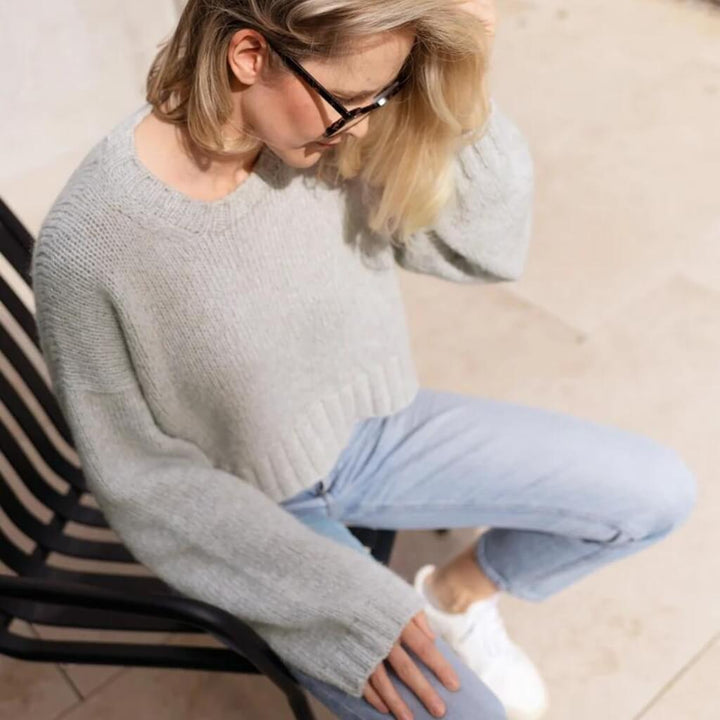 Lana Grossa Pattern Sneaker Sweater by sinchens knitwear Strickanleitung - Lana Grossa (Heft) Lieblingsgarn