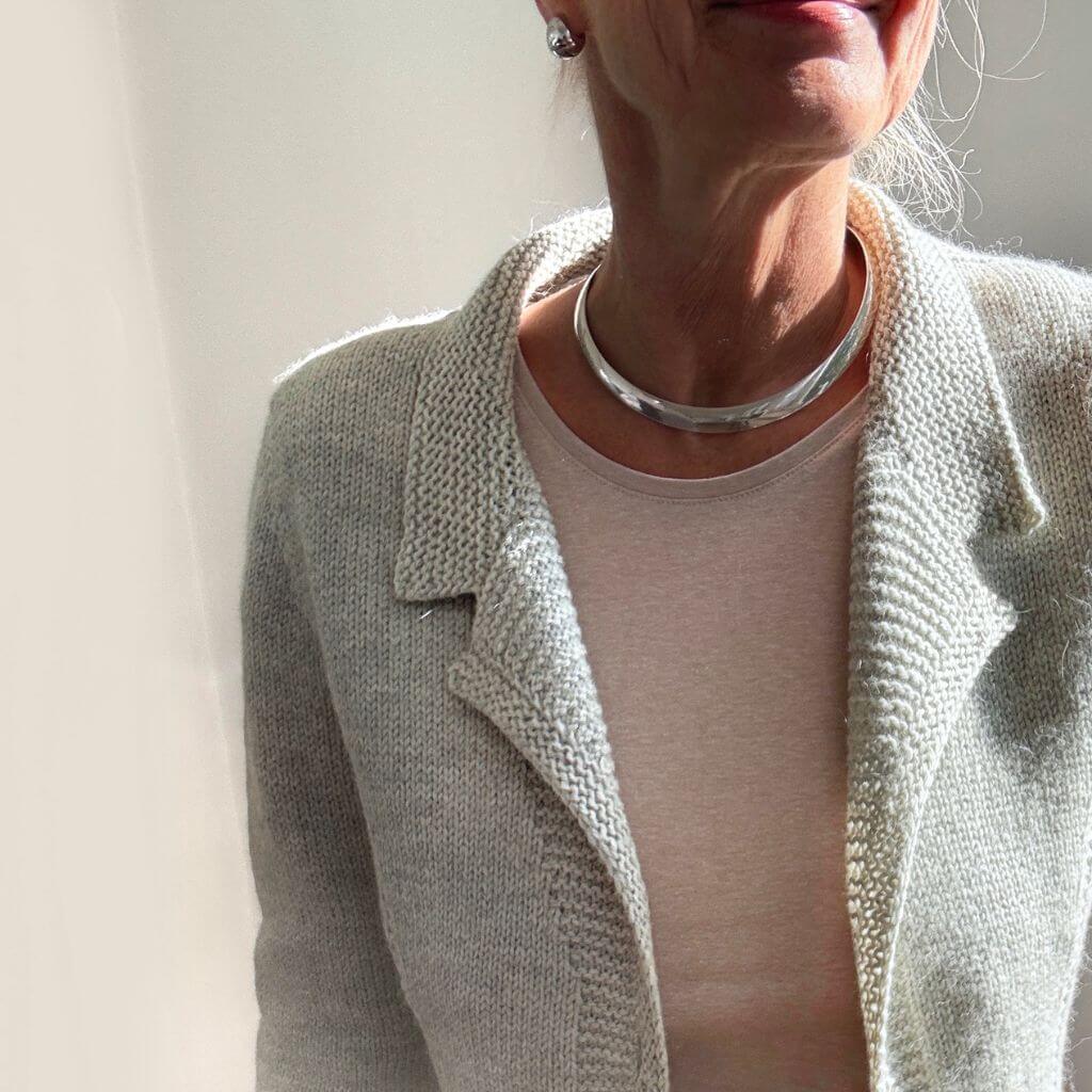 Hinterm Stein Triangle Jacket Strickanleitung - Hinterm Stein (PDF) bei bei bei bei bei bei bei bei bei bei Lieblingsgarn
