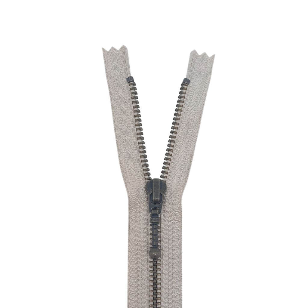 YKK Reißverschluss nicht teilbar 14 cm