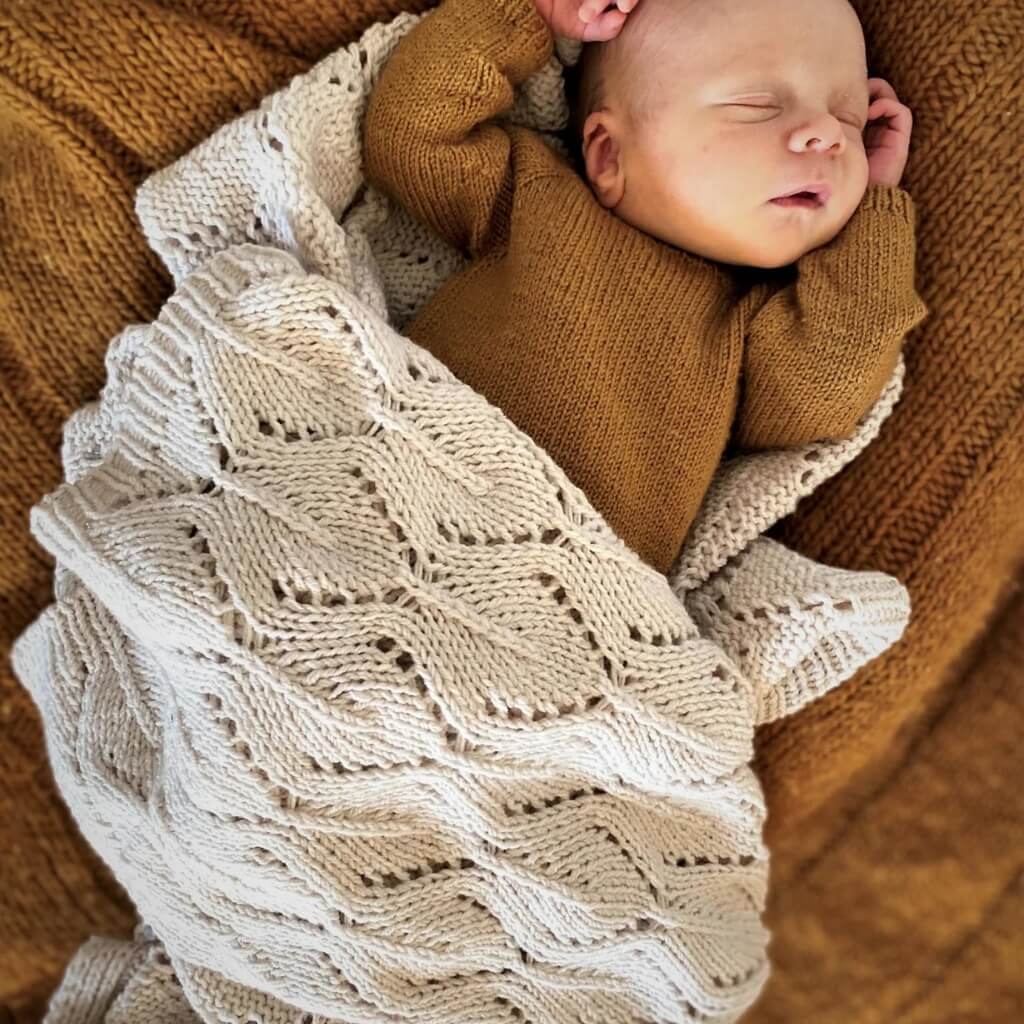 Yndestrikk Pattern Babydecke Lille Spire Strickanleitung - Yndestrikk (PDF) bei bei bei bei bei bei bei bei Lieblingsgarn