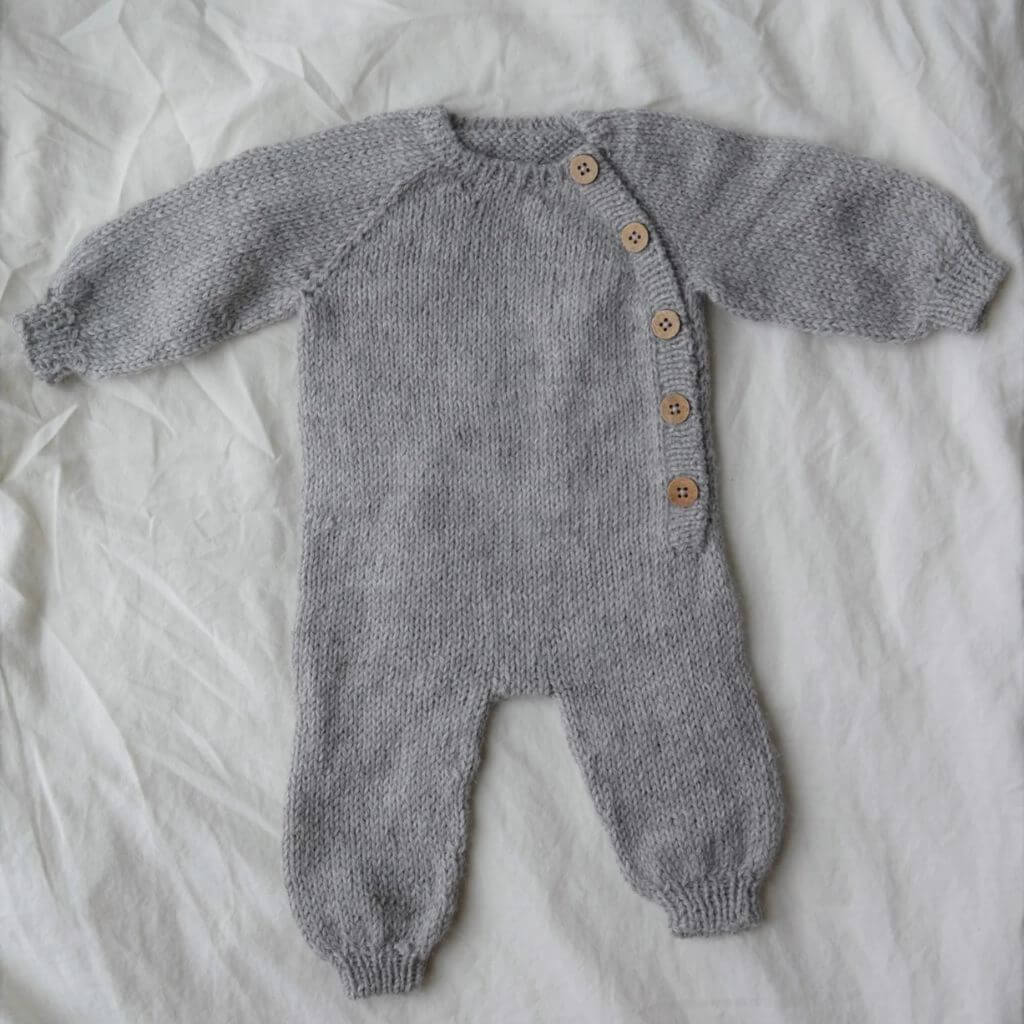 Yndestrikk Pattern Langer Babystrampler Strickanleitung - Yndestrikk (PDF) Lieblingsgarn