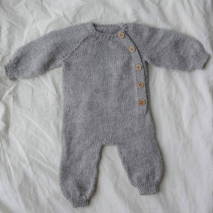 Yndestrikk Pattern Langer Babystrampler Strickanleitung - Yndestrikk (PDF) Lieblingsgarn