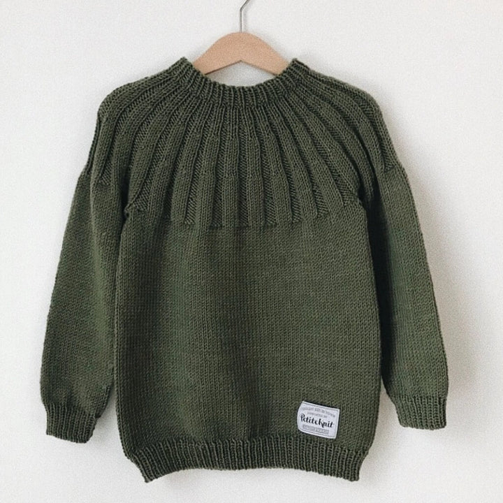 PetiteKnit Haralds Sweater - Junior Lieblingsgarn
